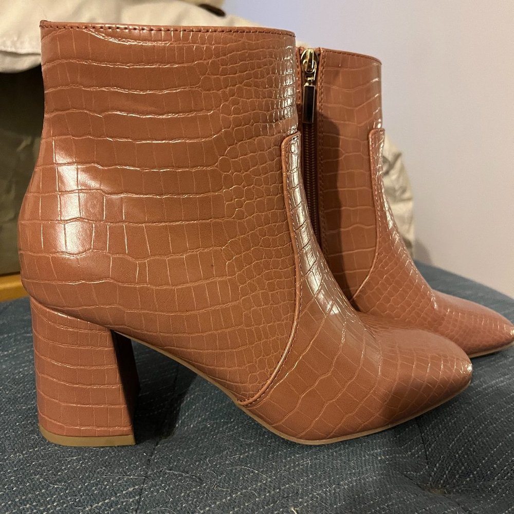 Primark Wide Fit Extra Comfort Pink Leather Boots